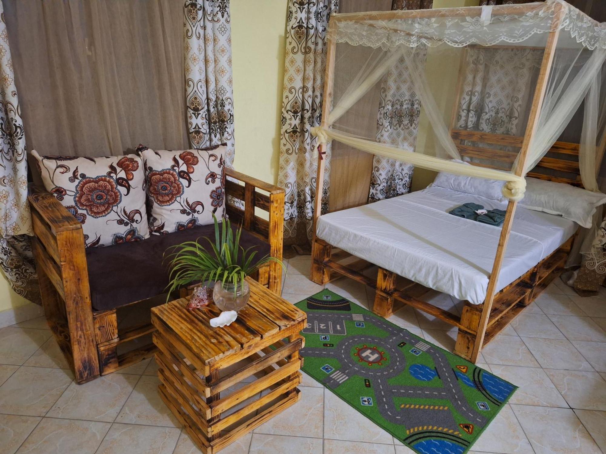 Mount Zion Guest House, Mtwapa Mtomondoni Mombasa Ngoại thất bức ảnh